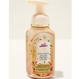 New Bath & Body Works Cinnamon Sugar Pretzel Cookie Foaming Hand Soap